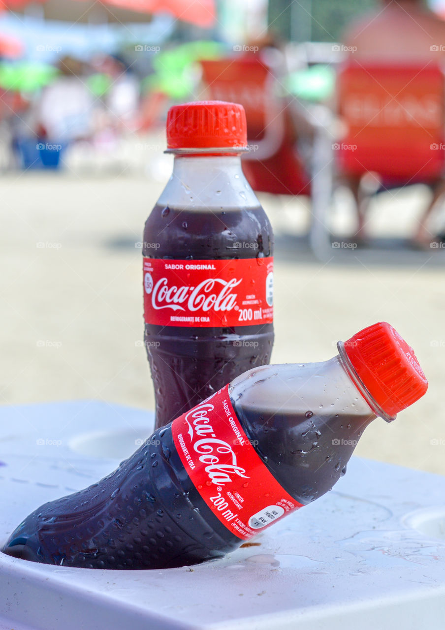 merchandising: Coca-Cola