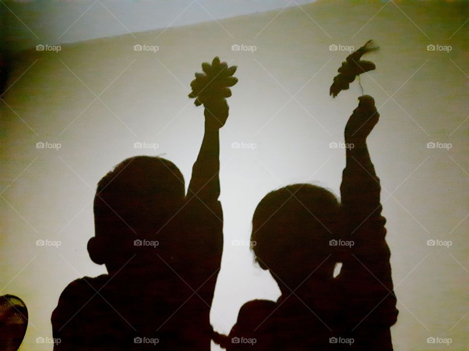 shadows on the wall childs