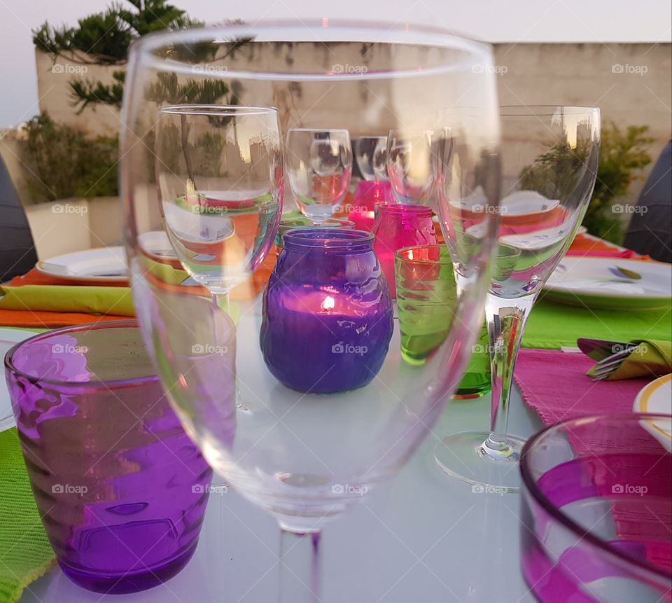 colourful and bright outdoor table decor