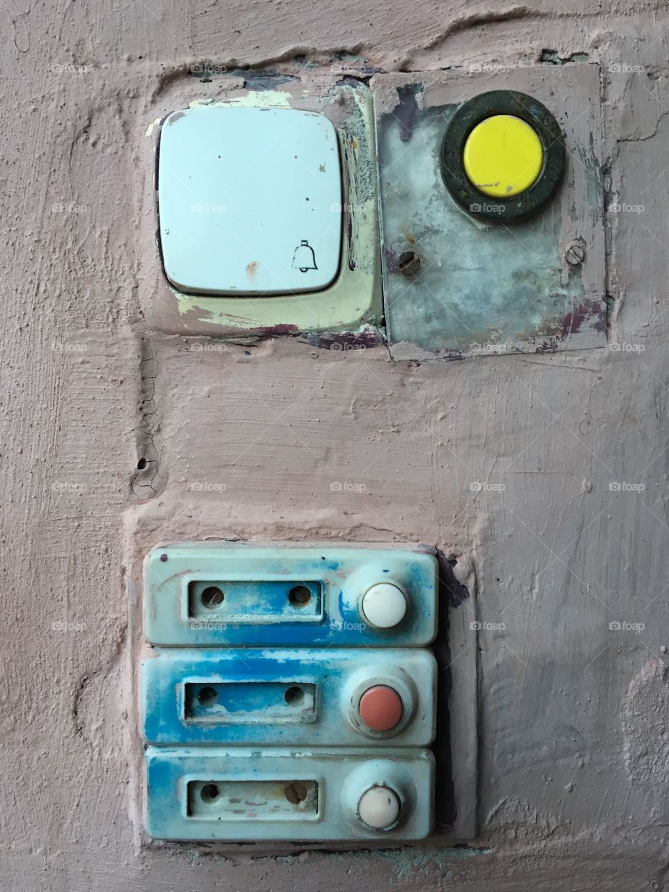 Anonymous home buzzers, Brasov, Romania