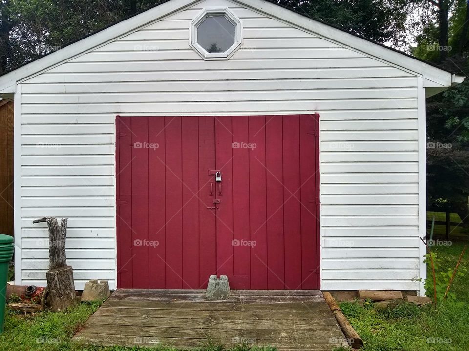 She's With Red Door