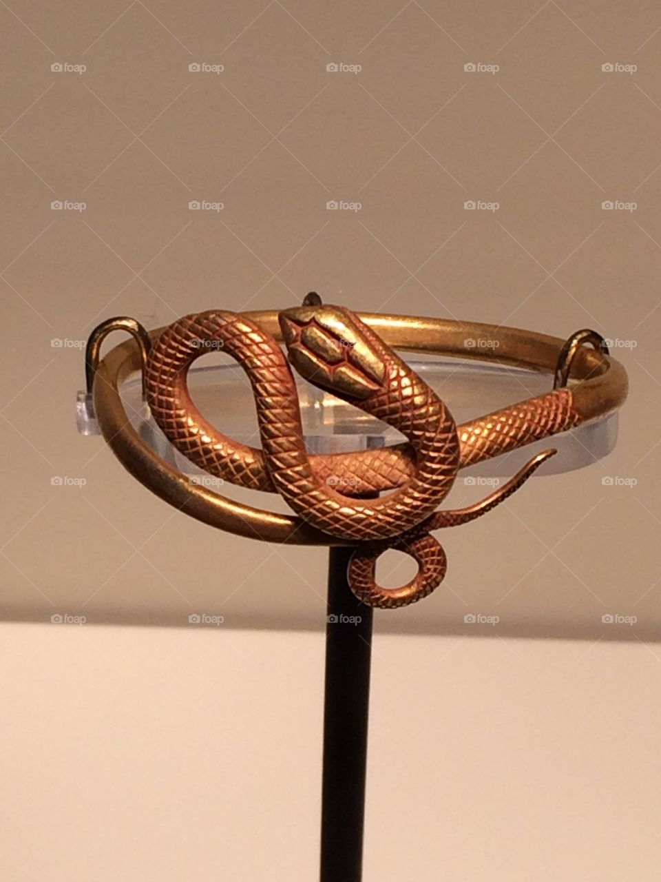 Ancient Armlet 
