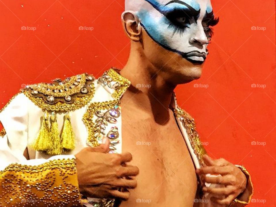 Men getting ready to a portuguese festival.