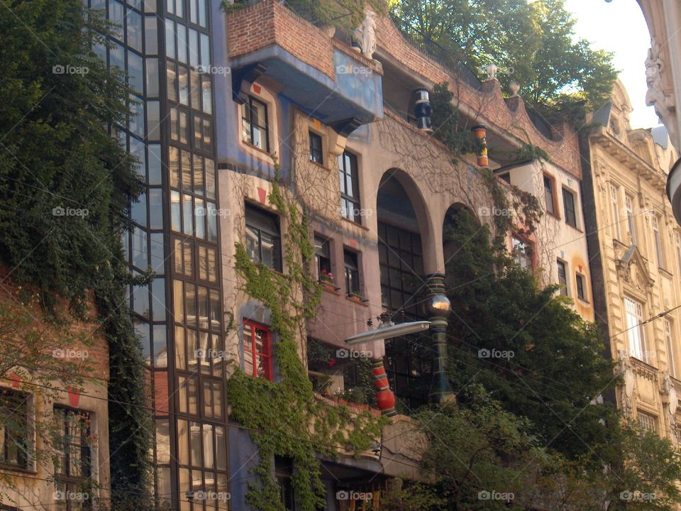 Particolare del palazzo Hundertwasser, Vienna, Austria