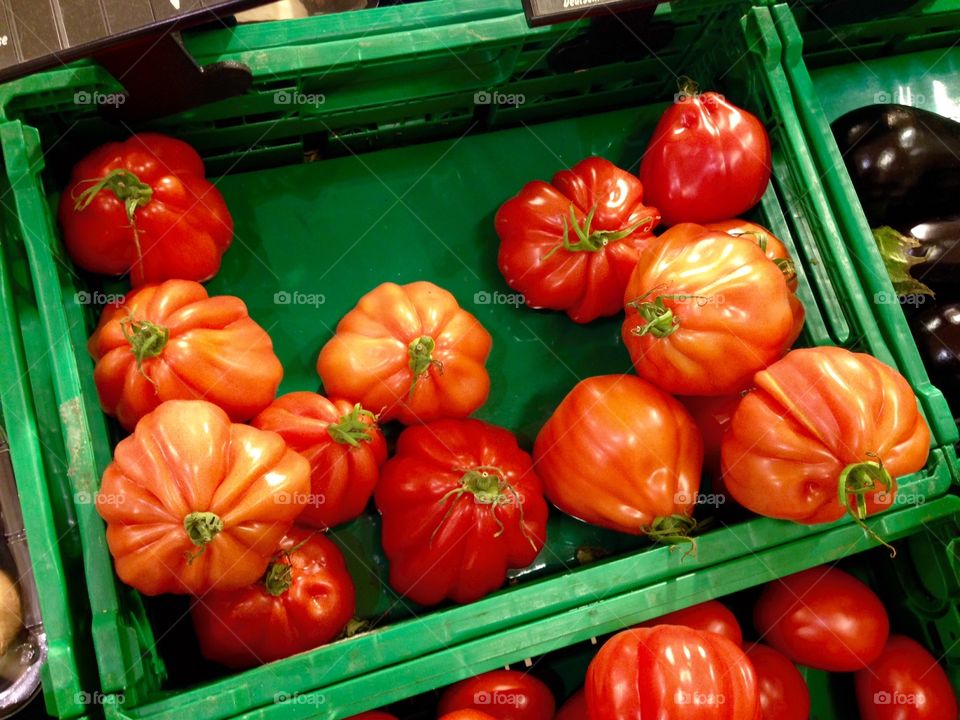 Tomatoes. Coeur de beof tomatos