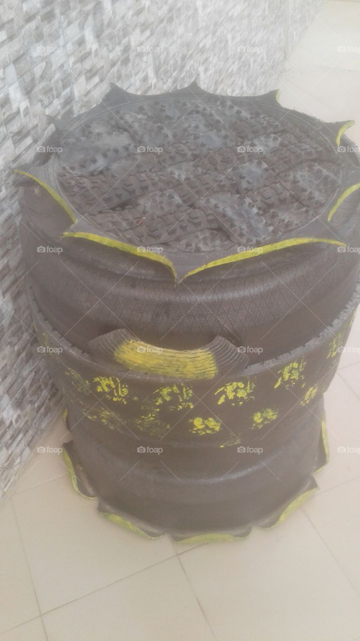 tyre-made bin
