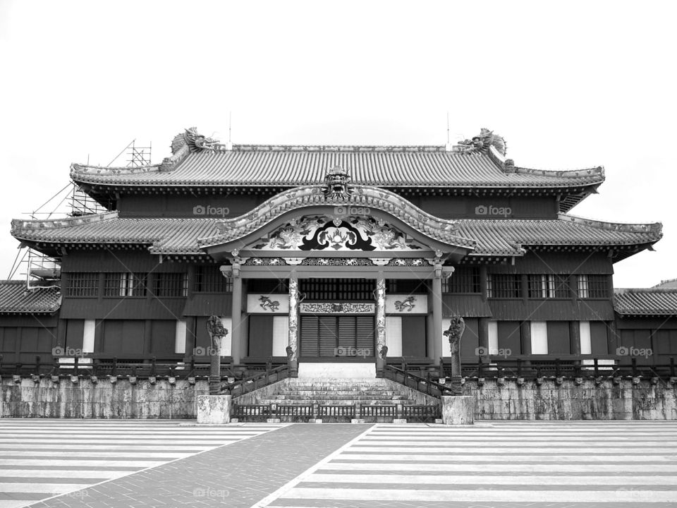 Black & White architecture. Shuri castle - Okinawa, Japan
