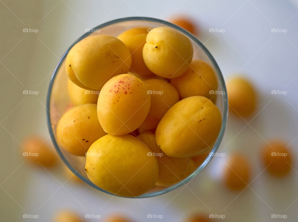 apricots