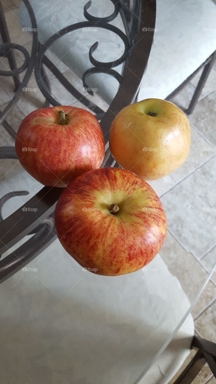 Gala apples