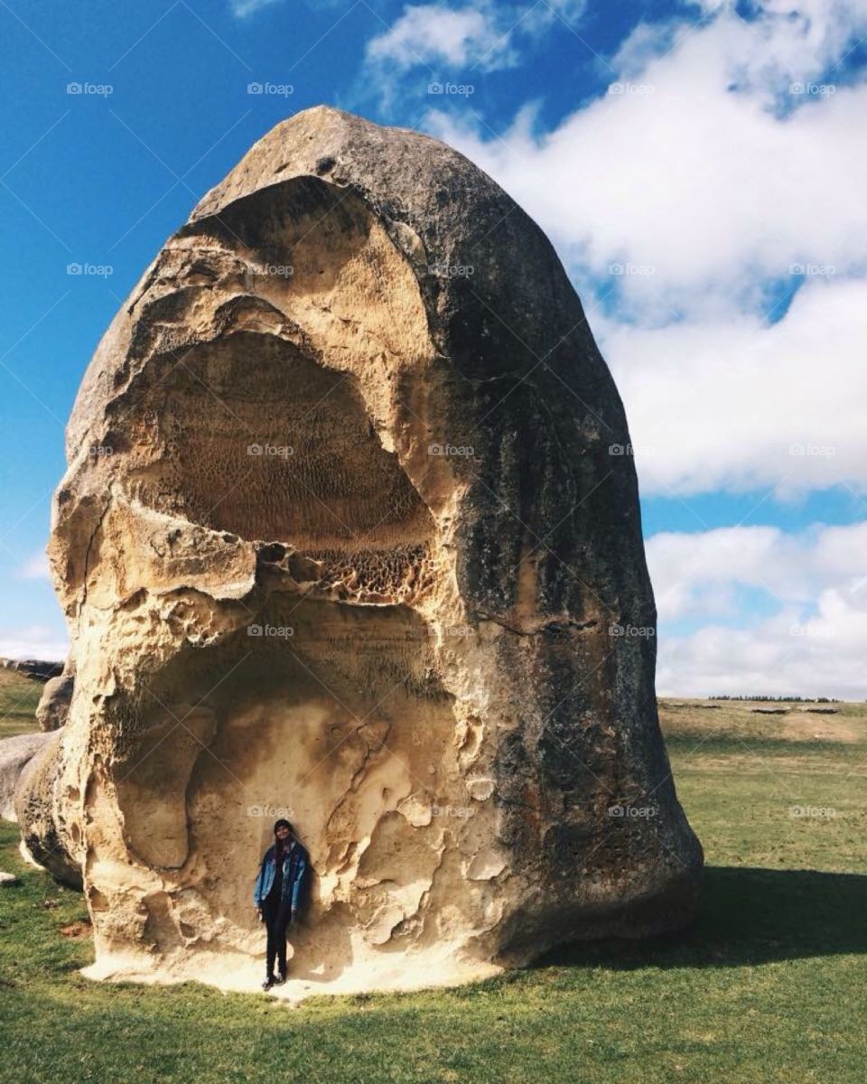Thats a big ol'boulder