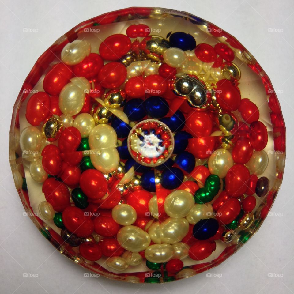 Red Beads

Published by:
HappyBrownMonkey 