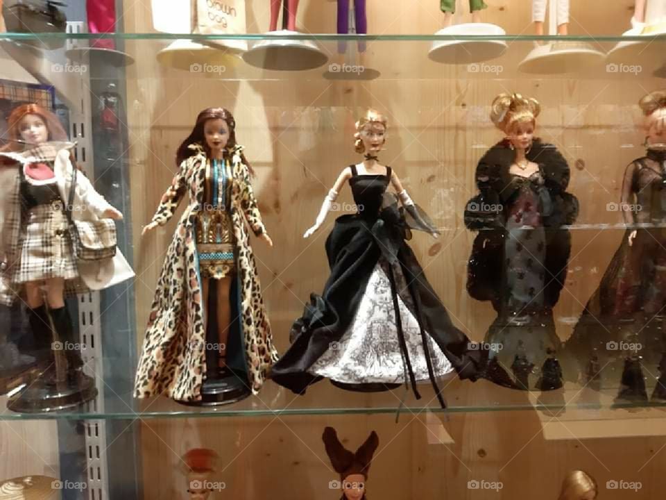 The magic world of dolls