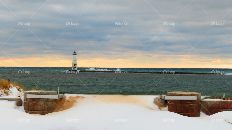 Early winter at Frankfort Pier