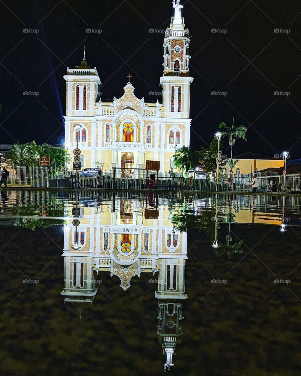 Santo Reflexo do templo 