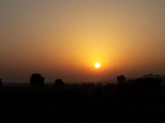 sun rises
