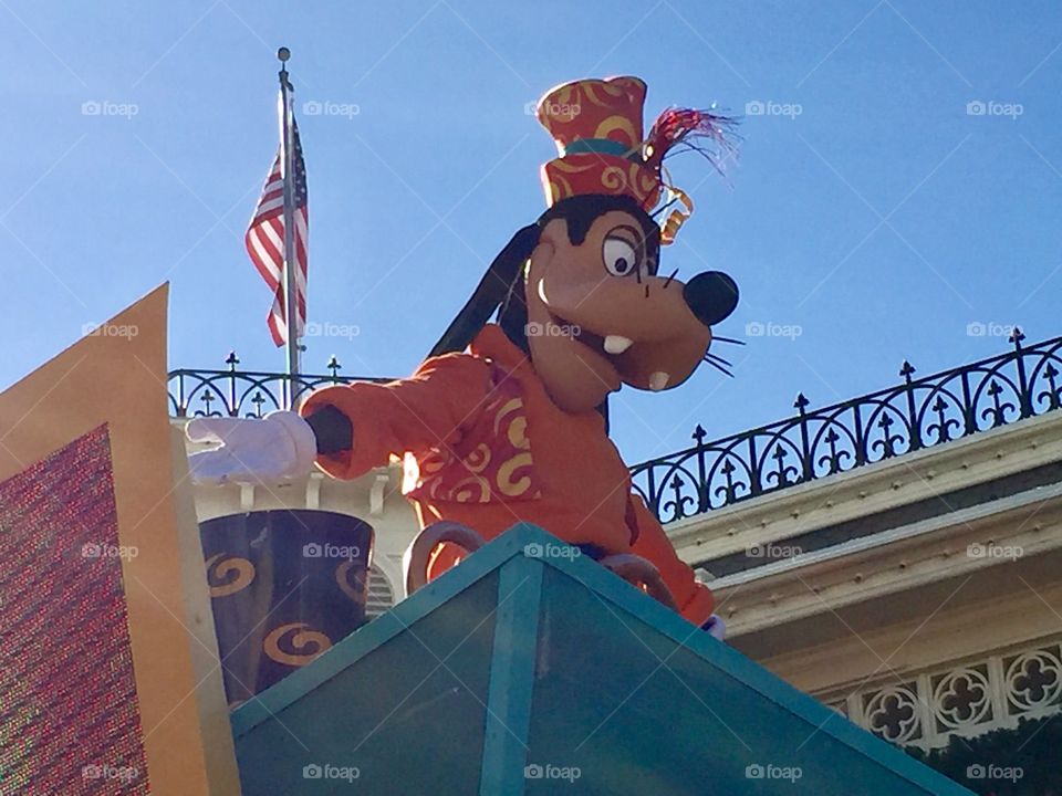 Goofy on parade 