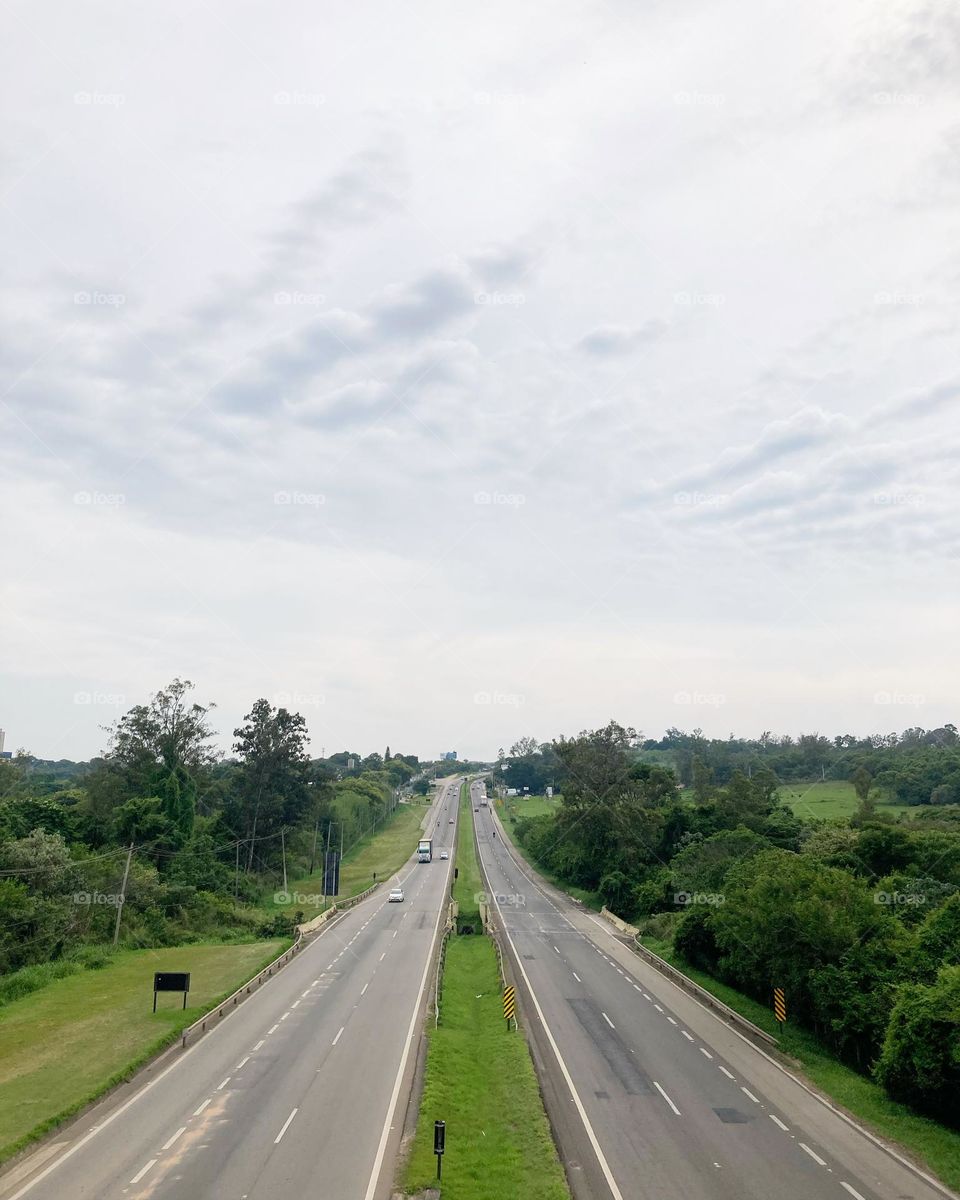 Como eu gosto da #Rodovia Dom Gabriel… (mas sem trânsito, como agora).
Nesse momento, #pista livre em #Jundia!
📸
#FOTOGRAFIAéNOSSOhobby