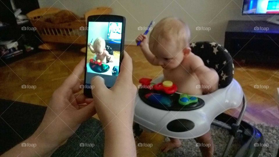 Baby photoception