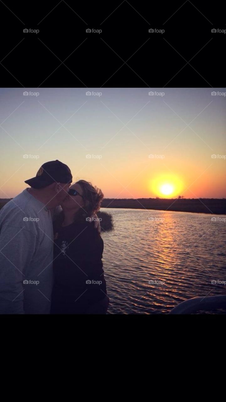 Kissing sunset