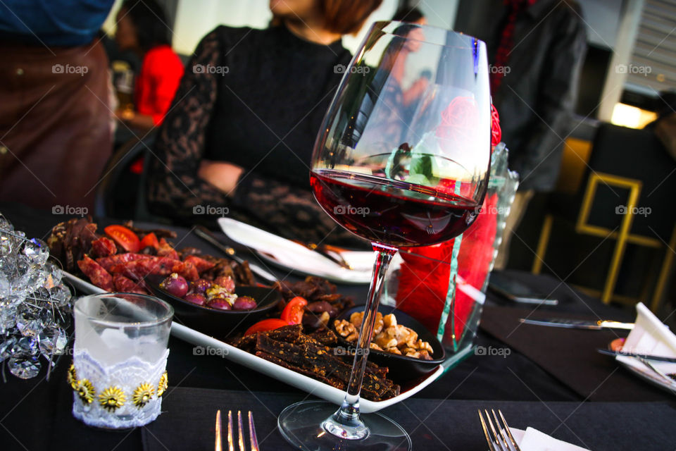 Wine and dine🍷❤️📷