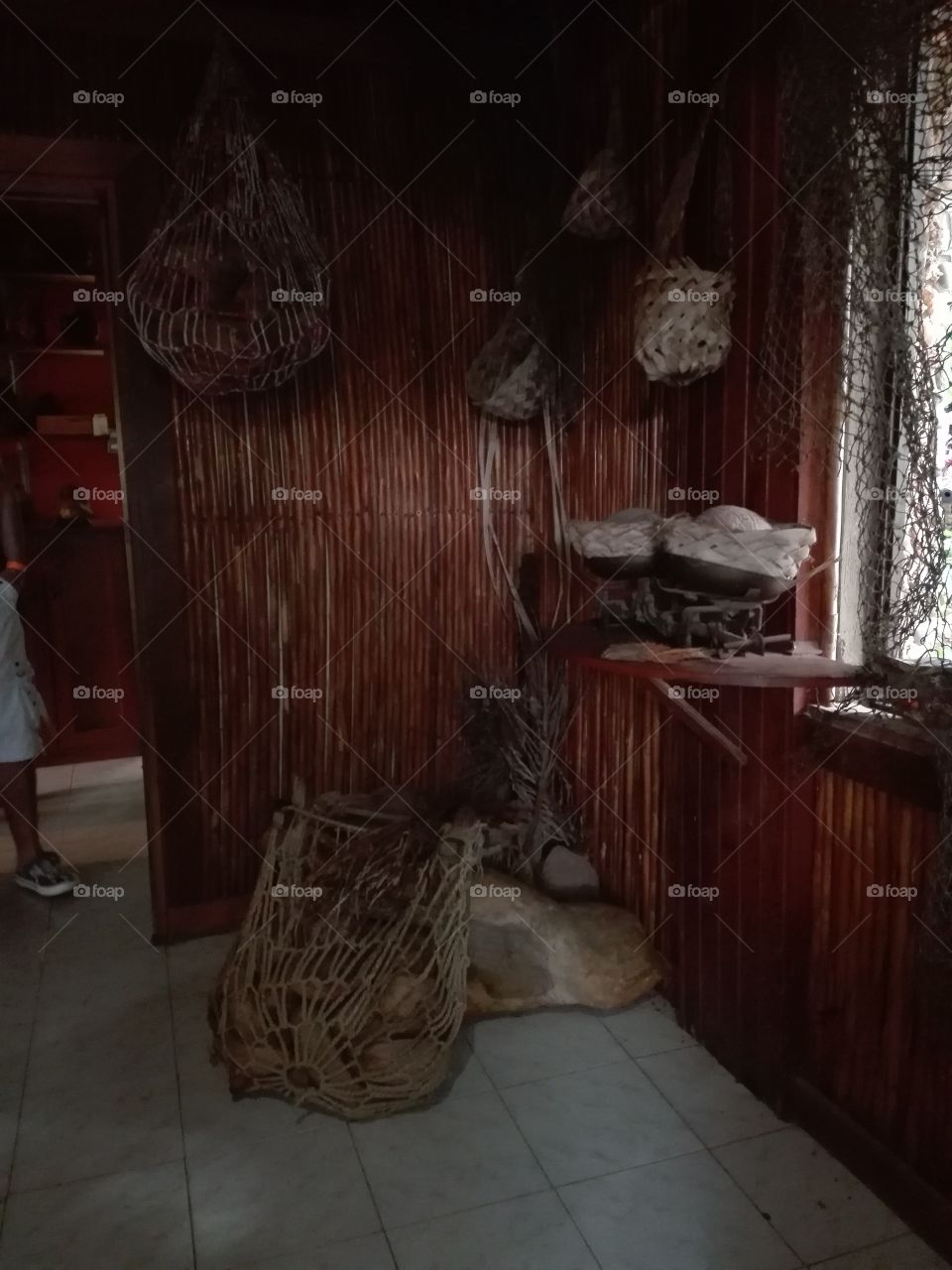 artesanias elaboradas en palma museo cueva de morgan