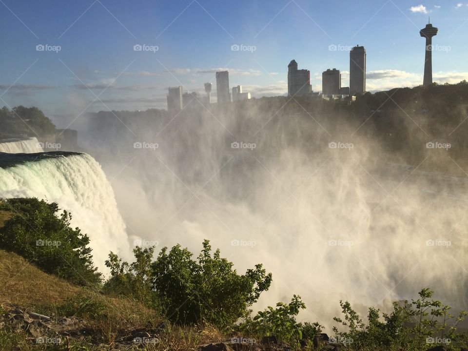 American meets Canada ! Niagara Falls ! Choose the country you wanna see it from! Nature ! Landscape ! 