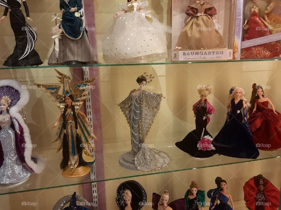 The magic world of dolls