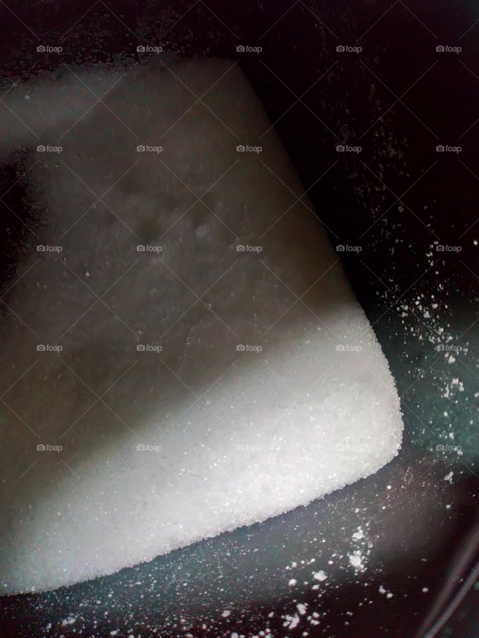 even more sugar in it's pot