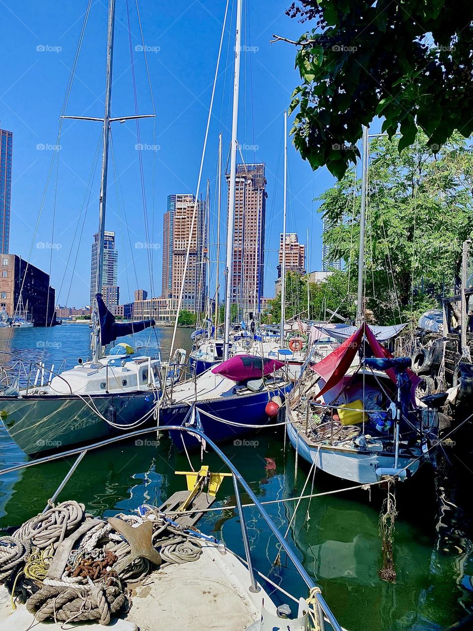 This picture of „Newtown Creek“ by the „Pulaski Bridge“ in LIC, Queens was taken one morning when I stepped out of the „Salvation“ and onto the front deck outside. I simply had to snap a photo. 2023. Hypnotic Productions