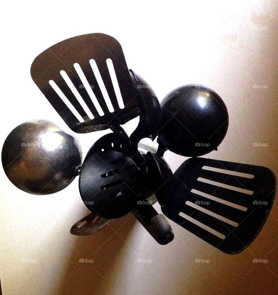 Assorted Kitchen utensils 